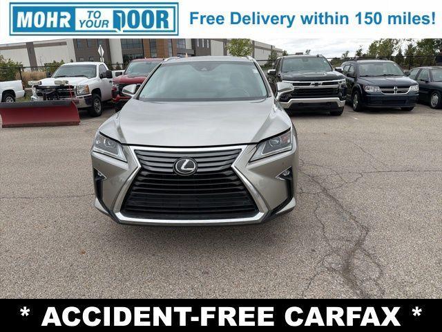 Photo of 2017 Atomic Silver Lexus RX 350