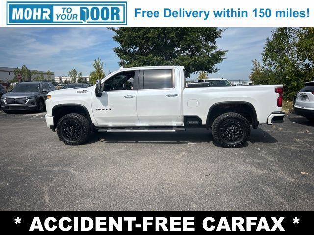 Photo of 2022 Iridescent Pearl Tricoat Chevrolet Silverado 2500