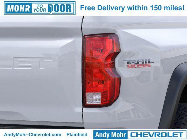Photo of 2025 Summit White Chevrolet Colorado