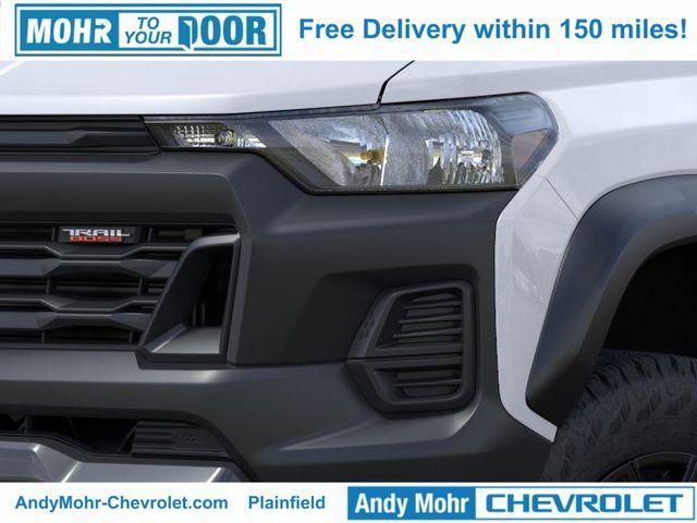Photo of 2025 Summit White Chevrolet Colorado