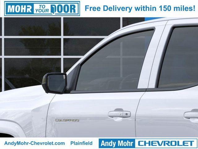 Photo of 2025 Summit White Chevrolet Colorado