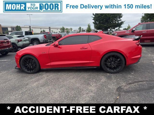 Photo of 2021 Red Chevrolet Camaro