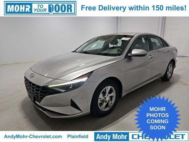 Photo of 2021 Shimmering Silver Pearl Hyundai ELANTRA