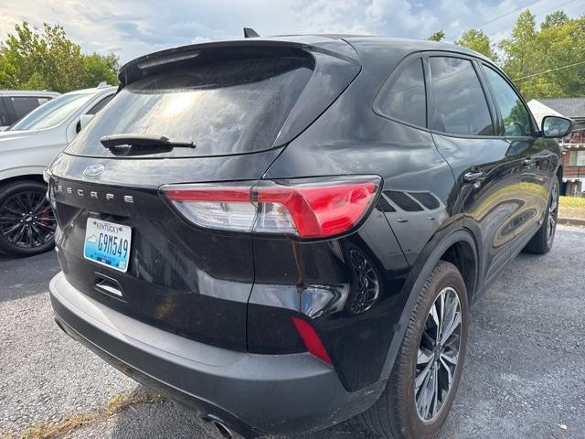 Photo of 2022 Black Metallic Ford Escape