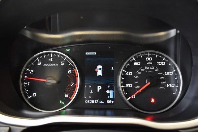 Photo of 2024 Alloy Silver Metallic Mitsubishi Eclipse Cross