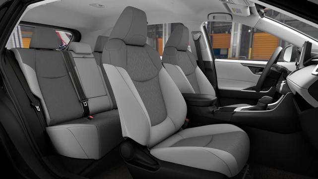 Photo of 2025 Ice Cap Toyota RAV4
