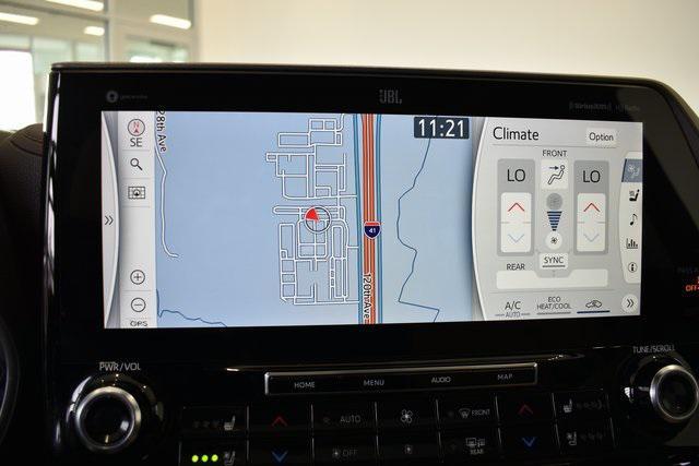 Photo of 2020 Blizzard Pearl Toyota Highlander