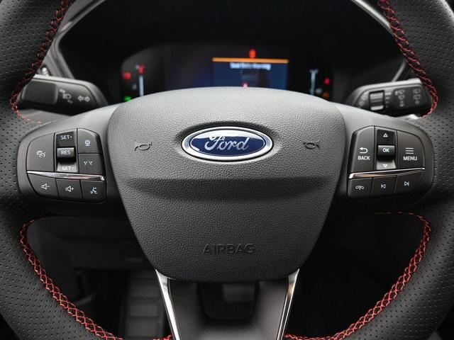 Photo of 2025 Black Metallic Ford Escape