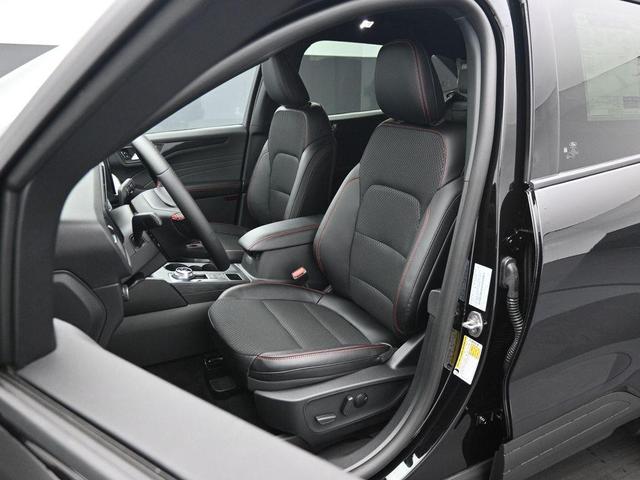 Photo of 2025 Black Metallic Ford Escape
