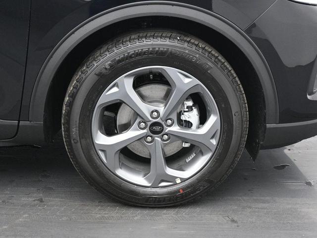 Photo of 2025 Black Metallic Ford Escape