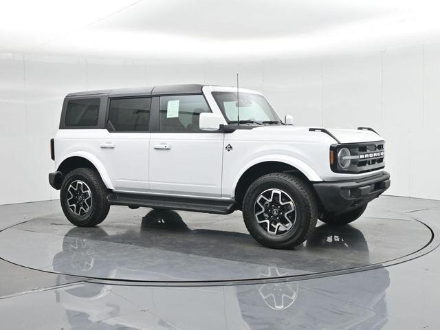 Photo of 2025 Oxford White Ford Bronco