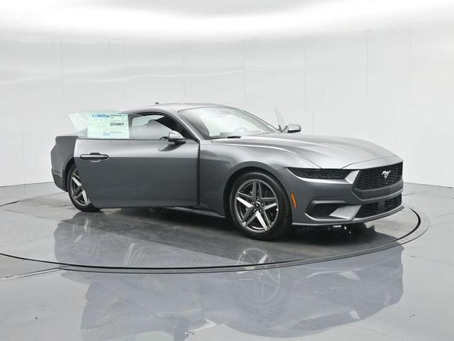Photo of 2025 Gray Metallic Ford Mustang