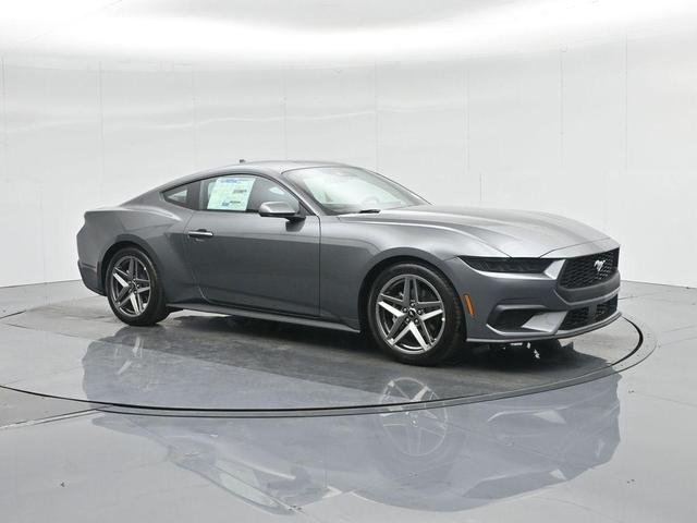 Photo of 2025 Gray Metallic Ford Mustang