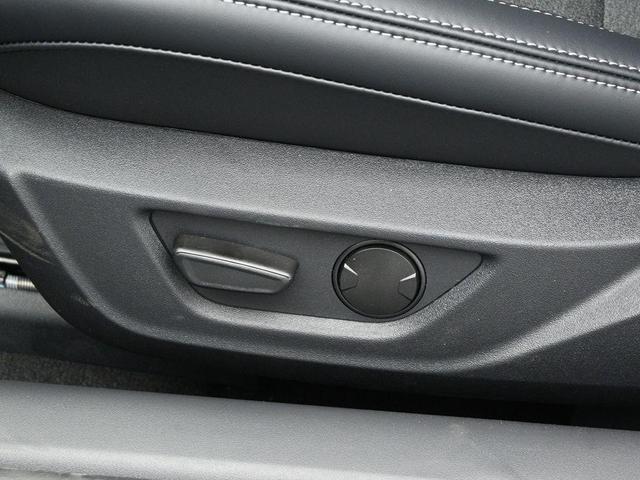 Photo of 2025 Gray Metallic Ford Mustang