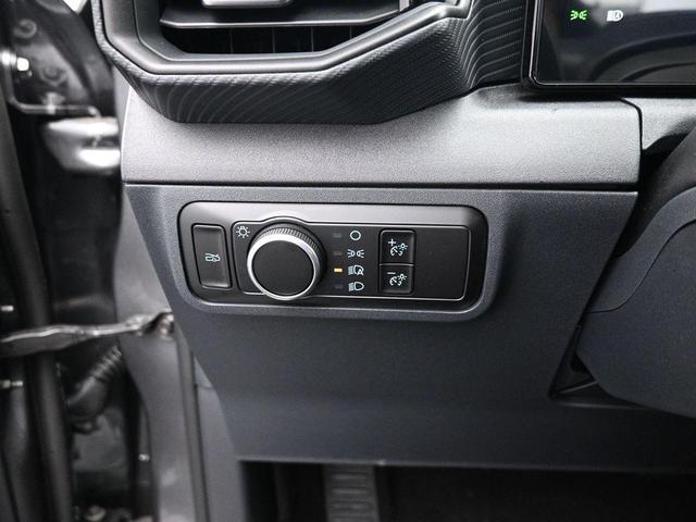 Photo of 2025 Gray Metallic Ford Mustang