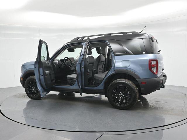 Photo of 2025 Azure Gray Metallic Ford Bronco Sport