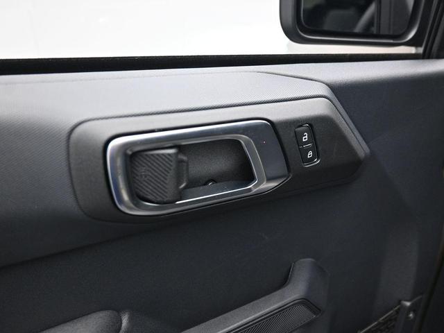 Photo of 2025 Gray Ford Bronco