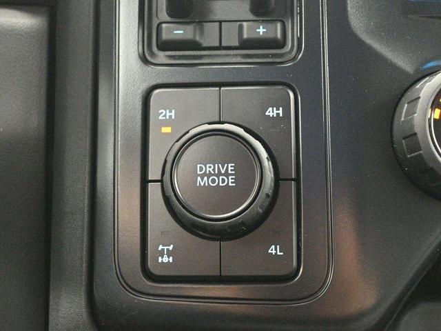 Photo of 2025 Black Ford F-250