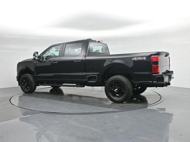 Photo of 2025 Black Ford F-250