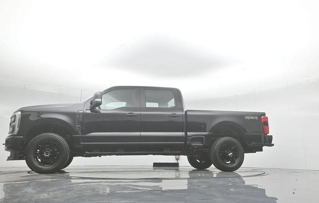 Photo of 2025 Black Ford F-250