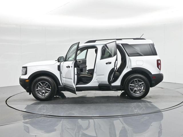Photo of 2025 Oxford White Ford Bronco Sport