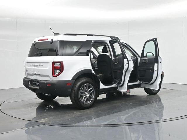 Photo of 2025 Oxford White Ford Bronco Sport