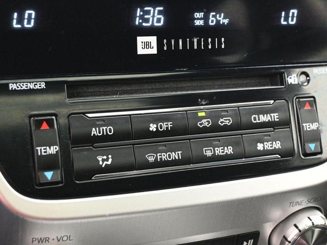 Photo of 2018 Midnight Black Metallic Toyota Land Cruiser