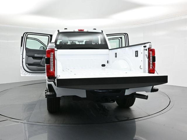 Photo of 2025 Oxford White Ford F-250