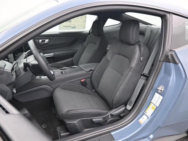 Photo of 2025 Vapor Blue Ford Mustang