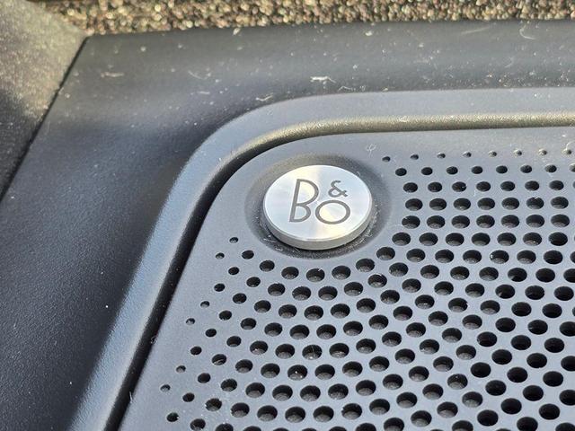 Photo of 2023 Oxford White Ford Bronco