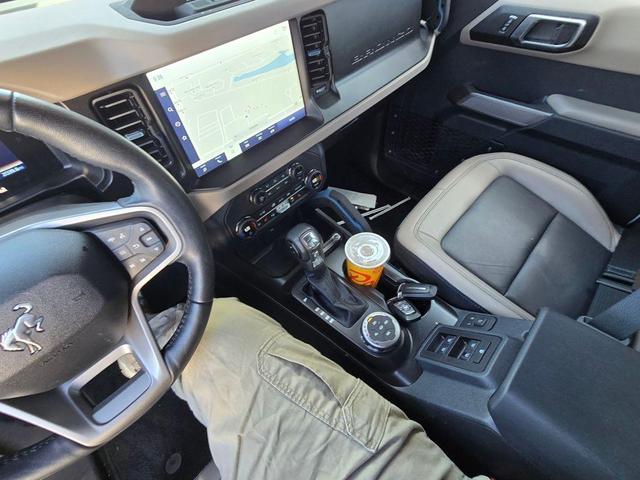 Photo of 2023 Oxford White Ford Bronco