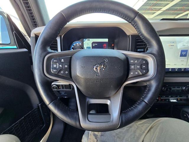 Photo of 2023 Oxford White Ford Bronco