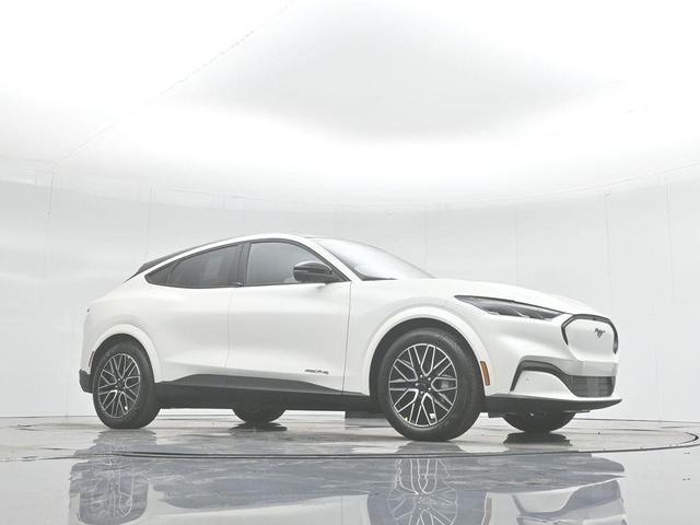 Photo of 2025 White Ford Mustang Mach-E