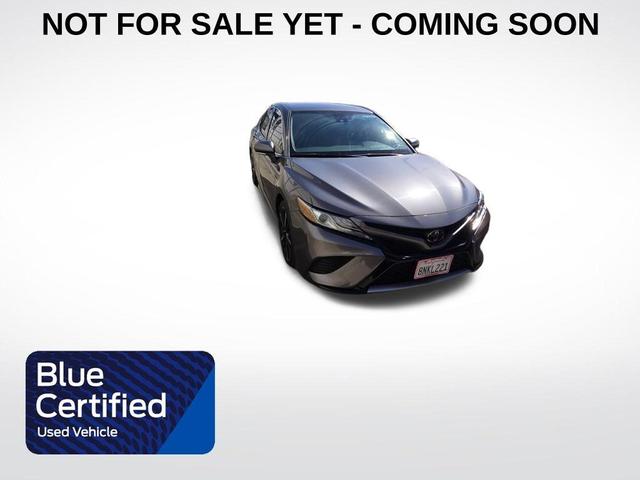 Photo of 2019 Predawn Gray Mica Toyota Camry