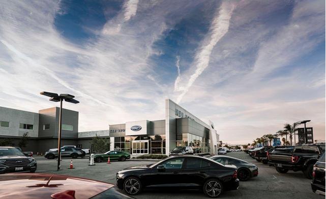 Photo of 2019 Predawn Gray Mica Toyota Camry