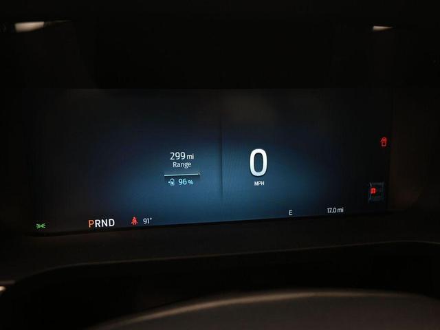 Photo of 2024 Oxford White Ford F-150 Lightning