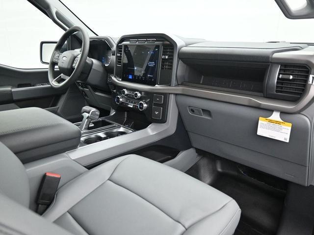 Photo of 2024 Oxford White Ford F-150 Lightning