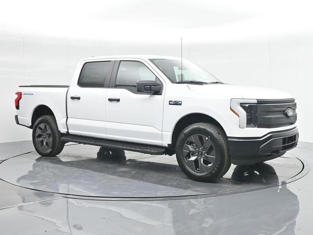 Photo of 2024 Oxford White Ford F-150 Lightning