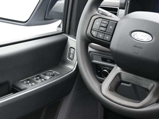 Photo of 2024 Oxford White Ford F-150 Lightning