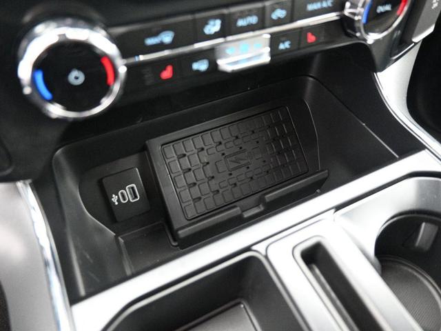 Photo of 2025 Agate Black Metallic Ford F-150