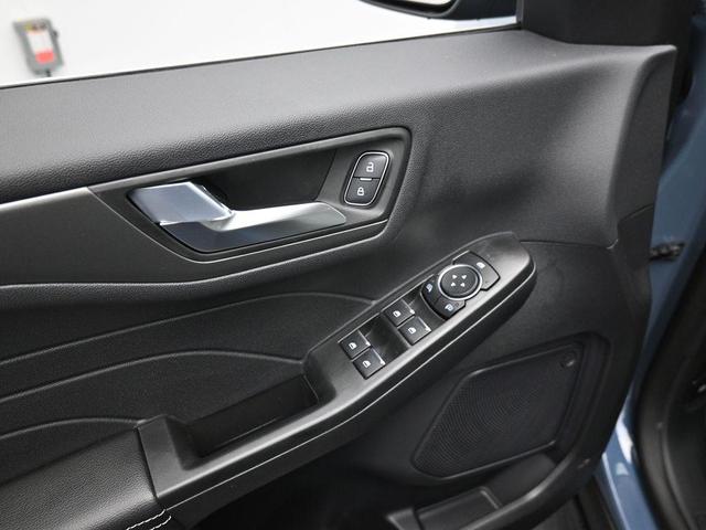 Photo of 2025 Vapor Blue Ford Escape