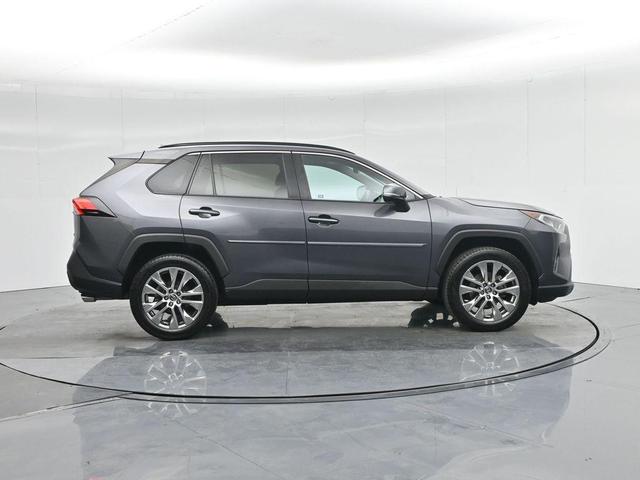 Photo of 2020 Magnetic Gray Metallic Toyota RAV4