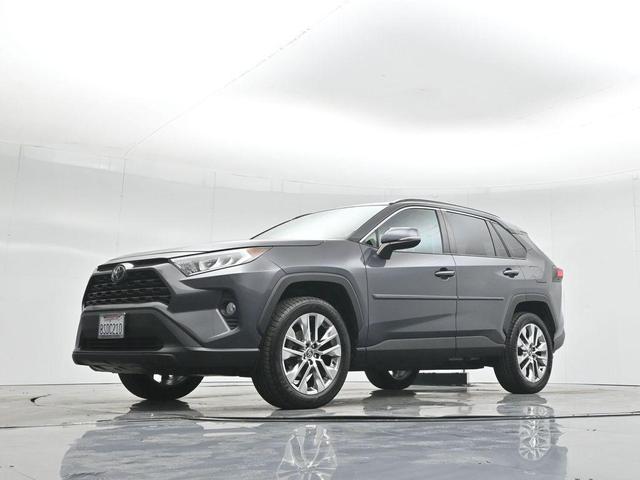 Photo of 2020 Magnetic Gray Metallic Toyota RAV4