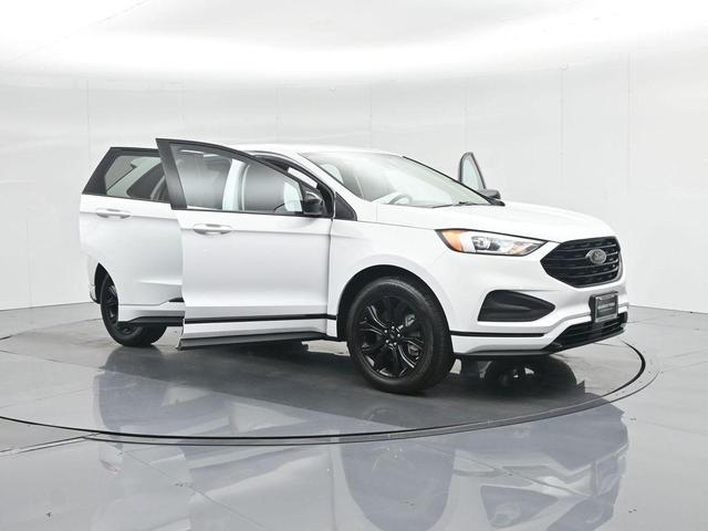Photo of 2024 Oxford White Ford Edge