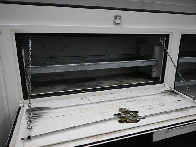 Photo of 2019 Oxford White Ford F-250