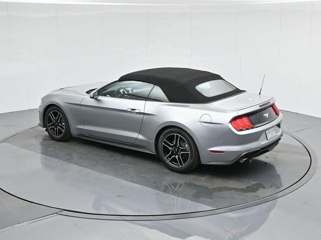 Photo of 2020 Iconic Silver Metallic Ford Mustang