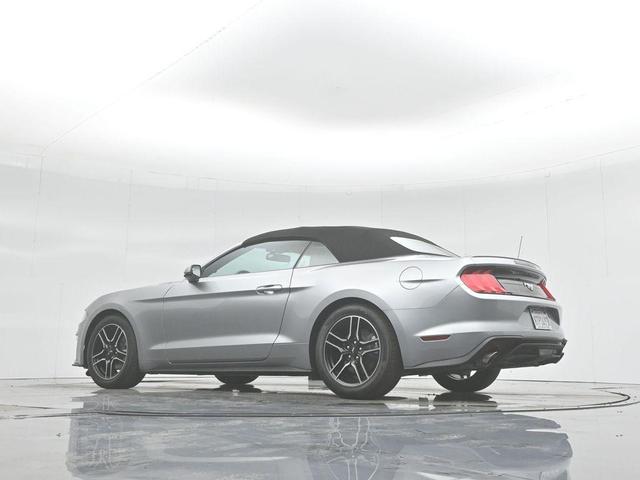 Photo of 2020 Iconic Silver Metallic Ford Mustang