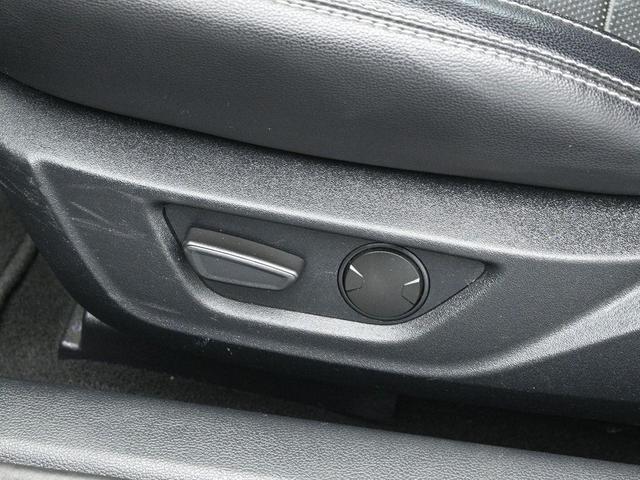 Photo of 2020 Iconic Silver Metallic Ford Mustang