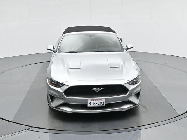 Photo of 2020 Iconic Silver Metallic Ford Mustang