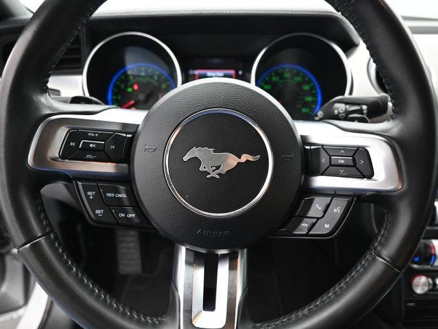 Photo of 2020 Iconic Silver Metallic Ford Mustang